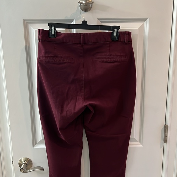 Old Navy “tall” pixie pants - Picture 4 of 4